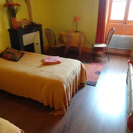 Les Vergers Du Faure Bed & Breakfast Chadurie